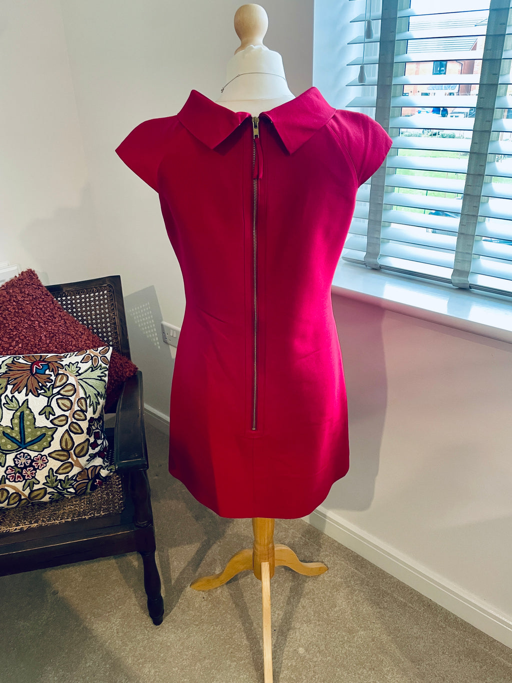 Red Hobbs, size 10, £40