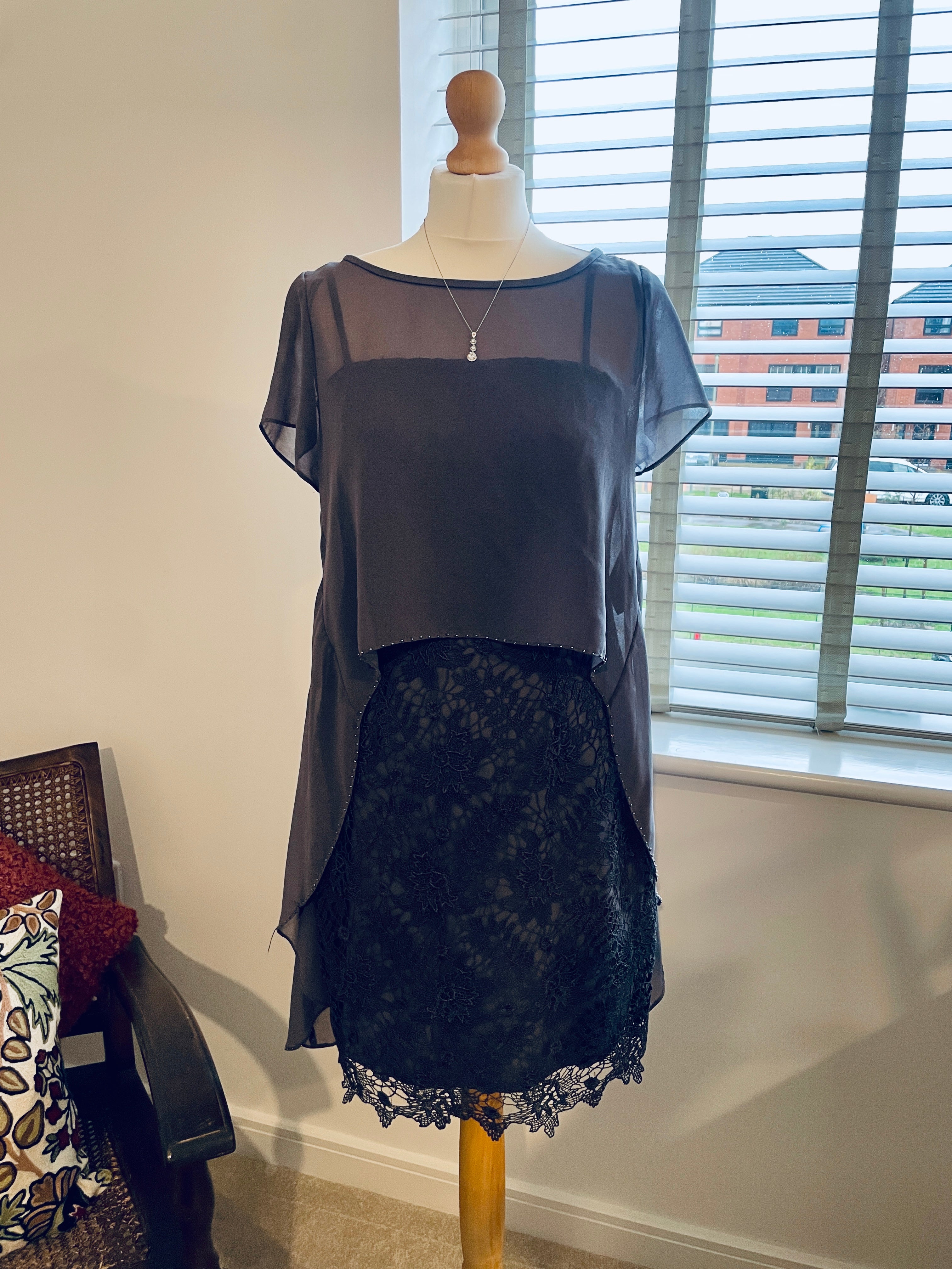 Mint Velvet, Size 12, £50