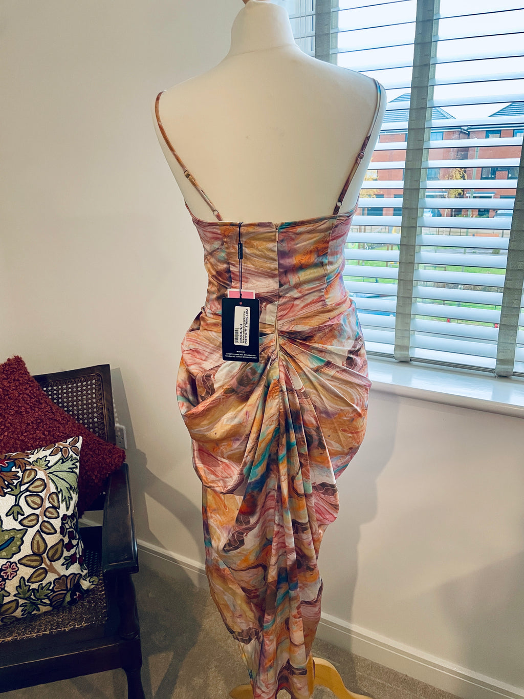 Pretty Little Thing, Size 10, £25