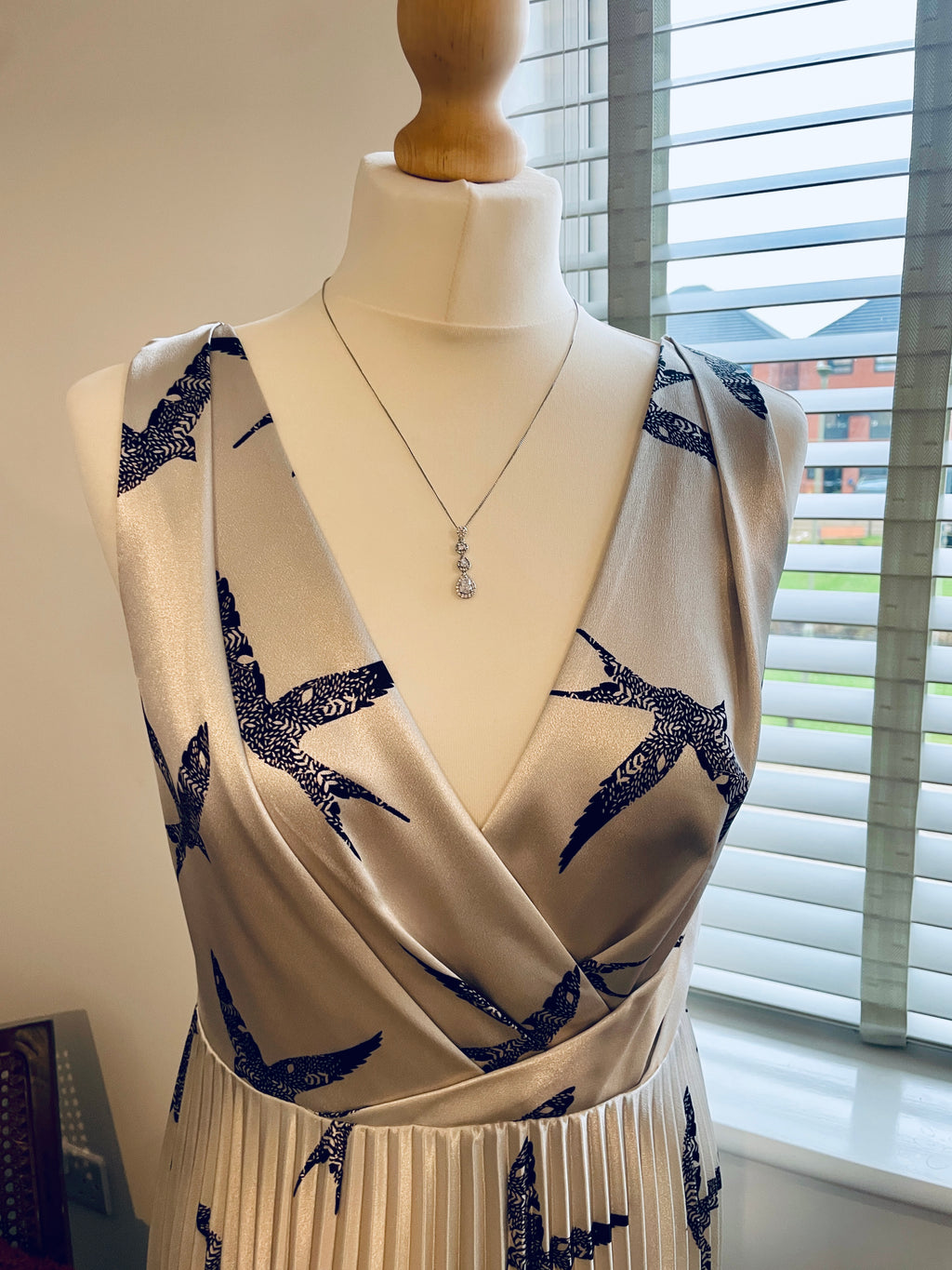 Reiss, Size 10, £40