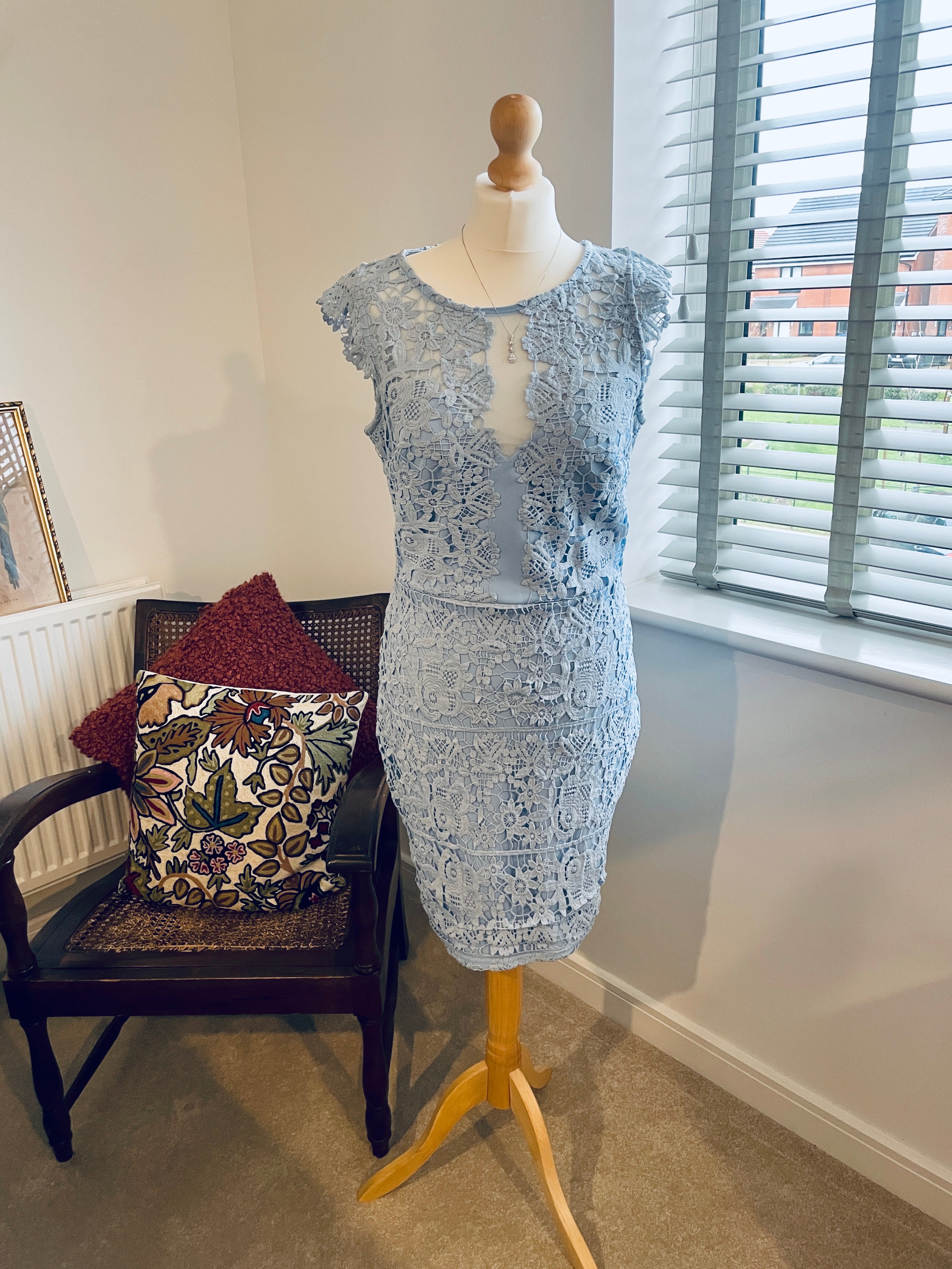 Lipsy, Size 14, £35