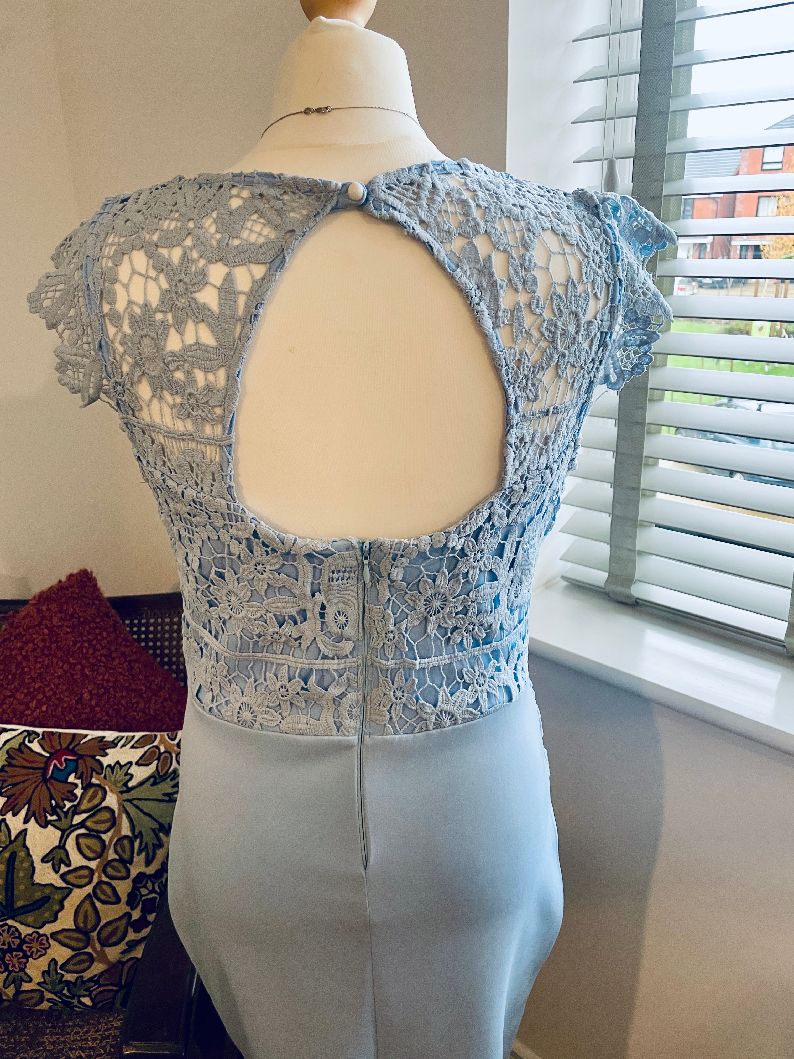 Lipsy, Size 14, £35